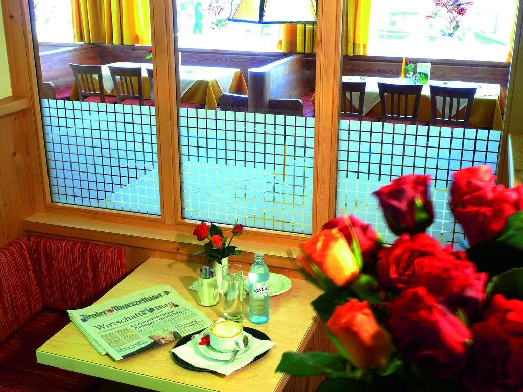 Gasthof Goldener Fisch Лієнц Екстер'єр фото
